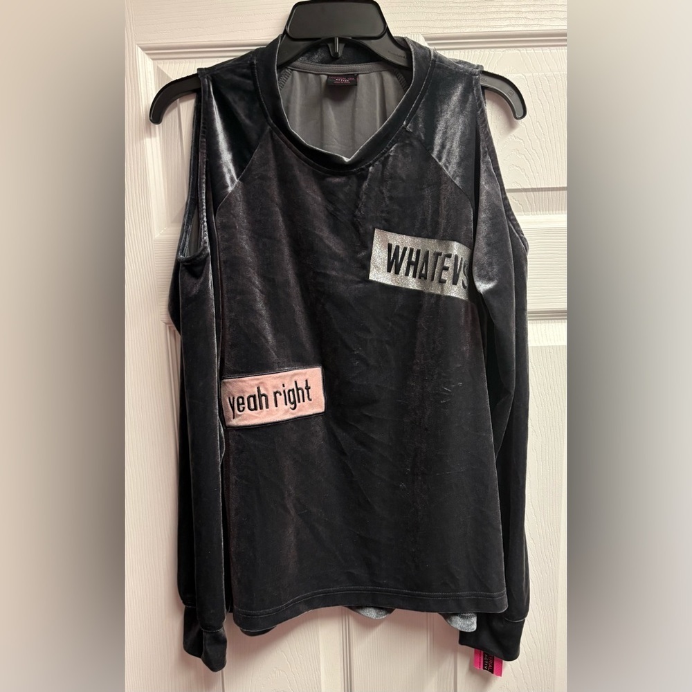 NWT Material Girl Cold Shoulder Velour Top Size Large